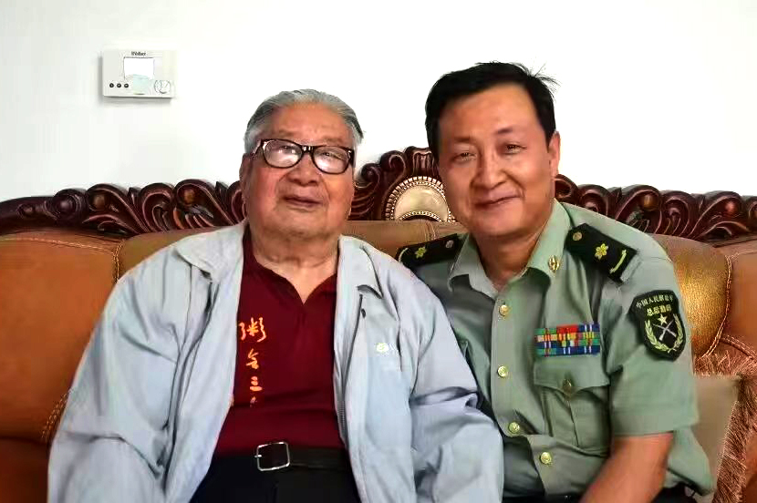 程世雄：霍松林先生的甘谷情